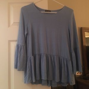 Dusty blue flowy sleeve top